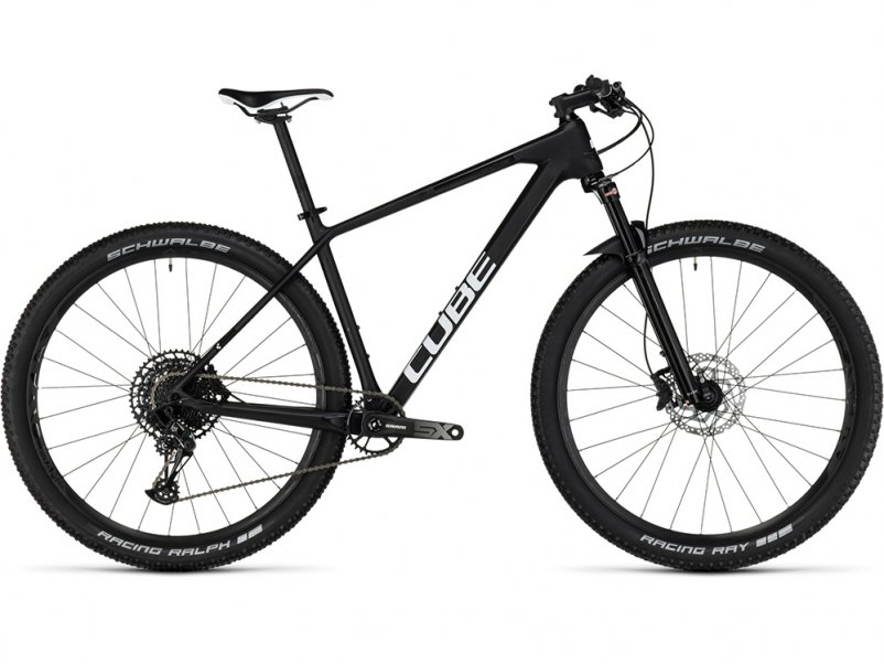 VTT cross-country Cube Bikes Reaction C:62 ONE Carbon'n'White chez Mondovélo Chambéry Annecy Grenoble Rumilly