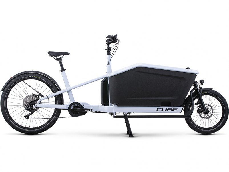 Vélo électrique cargo Cube Bikes Cargo Sport Hybrid 500 Flashwhite'n'Black chez Mondovélo Chambéry Annecy Grenoble Rumilly
